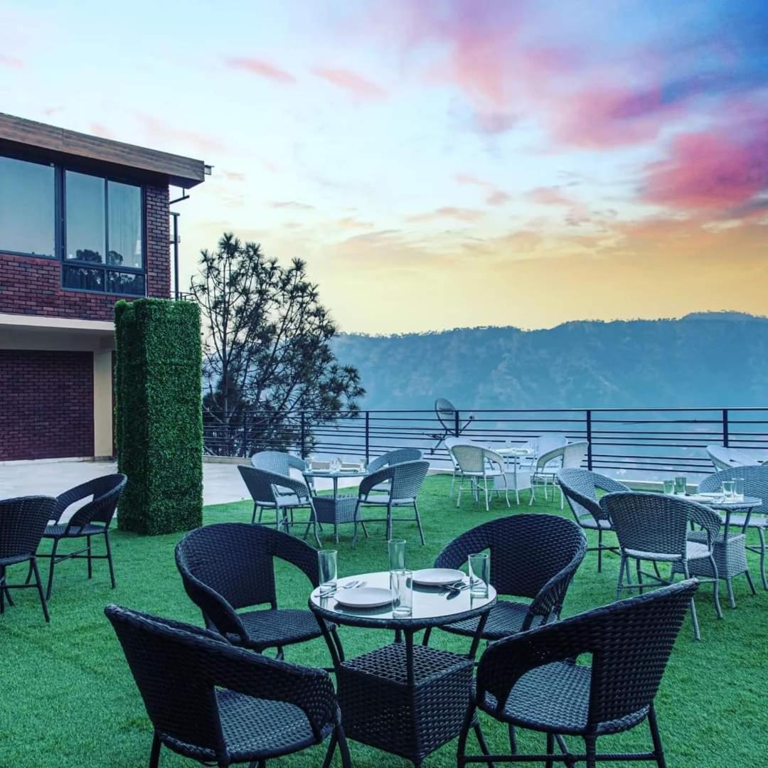 Host Jatin Mountain Crest Kasauli 7Oi827O7O3 Apartment Exterior photo
